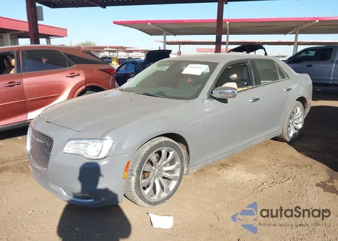2018 Chrysler 300 Limited z USA, uszkodzony, nr VIN 2C3CCAEG9JH154045